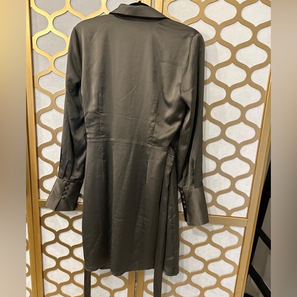 Guess Green Silk Dress - Picture 2 of 2